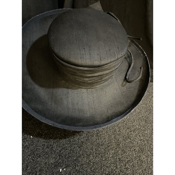 BLACK VINTAGE HAT Ruth Kropveld Chapeau Creations Handmade Church Derby Silk EUC main image 10